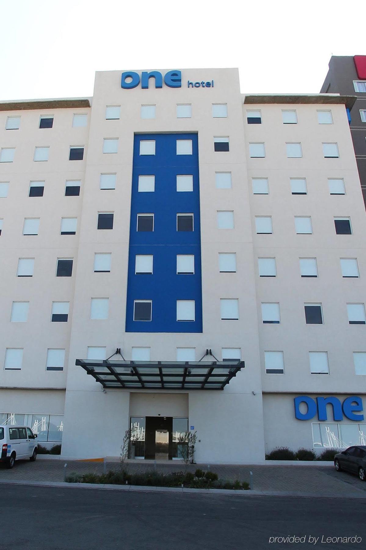Отель One Queretaro Centro Sur Экстерьер фото